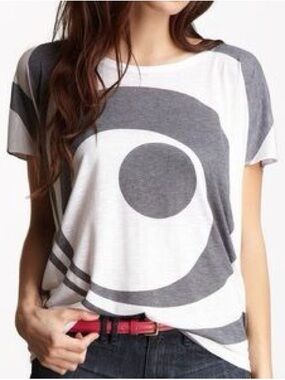 Go Couture Vintage Dolman Sleeve Gray and White Tee Large